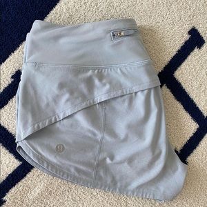 LULU SHORTS LIGHT BLUE